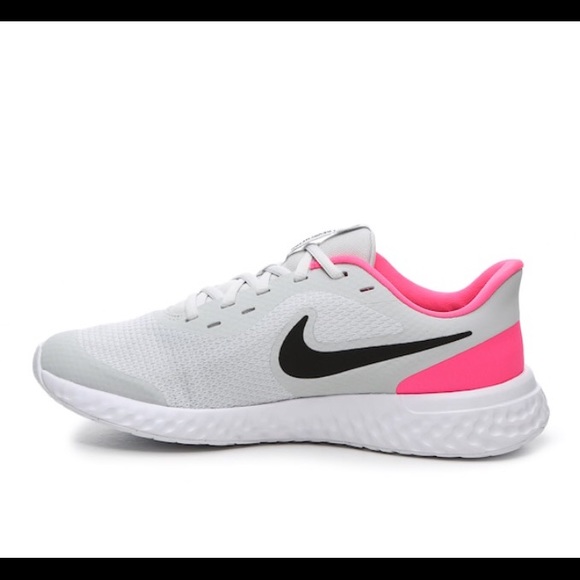 Nike Revolution 5 Running Shoes - Picture 9 of 10